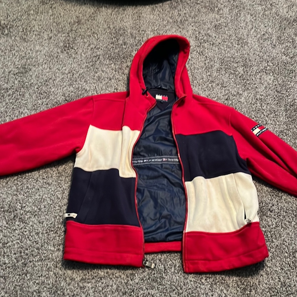 Jacket size small, good condition, don’t let this one get gone!
